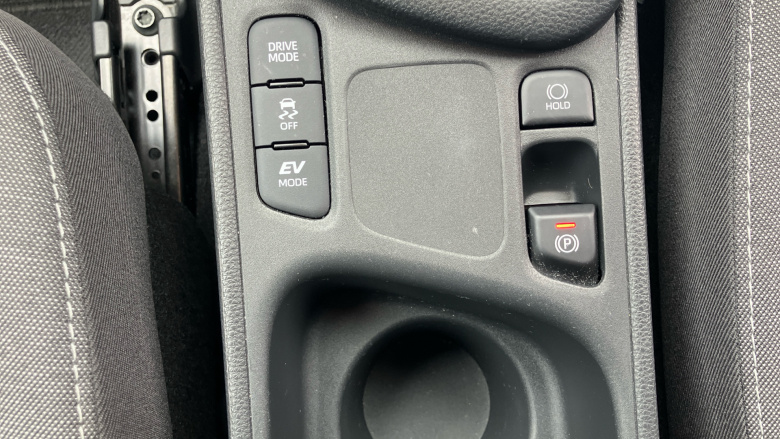 Toyota Yaris 1.5 Hybrid Design 5dr CVT Hybrid Hatchback